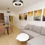 Apartamento Albania Haven 5a *